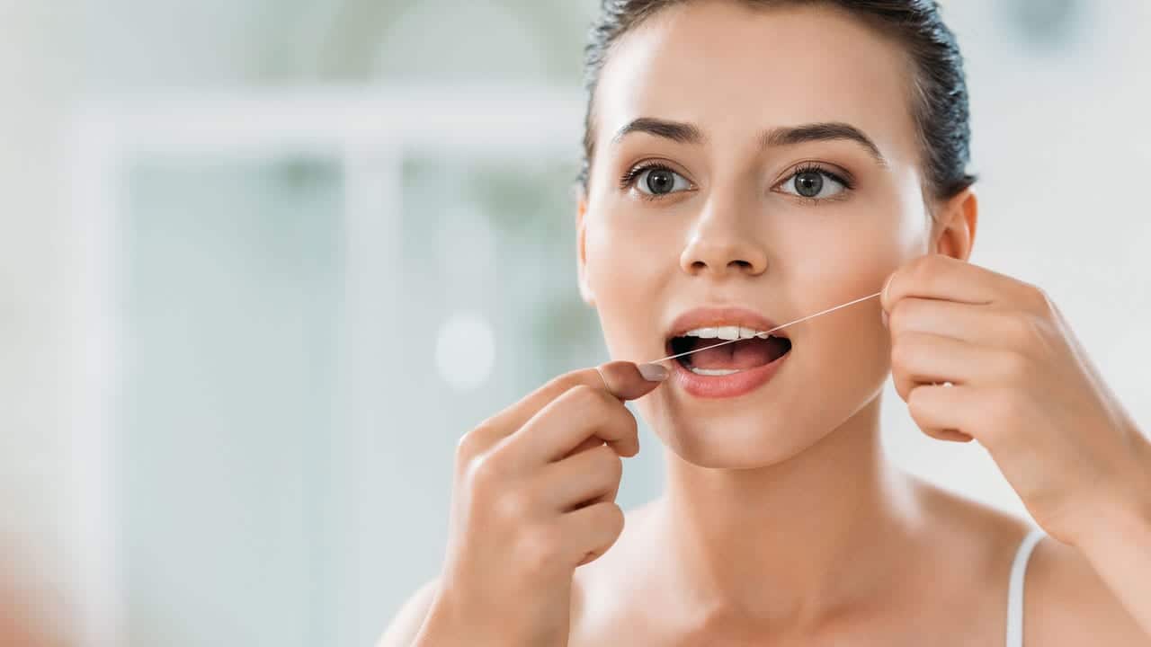 The Link Between Poor Flossing and Gum Disease Barnsley